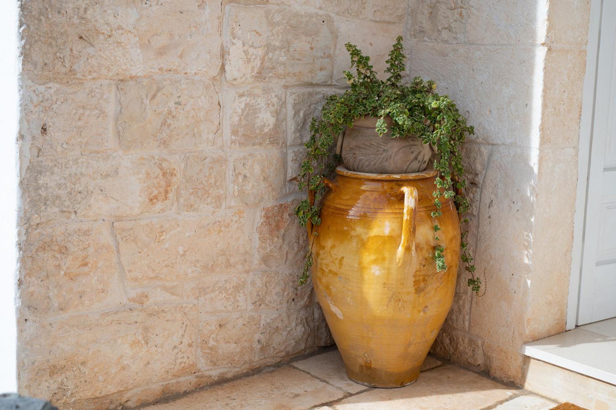 Trullo Degli Anelli In Masseria Cisternino Buitenkant foto