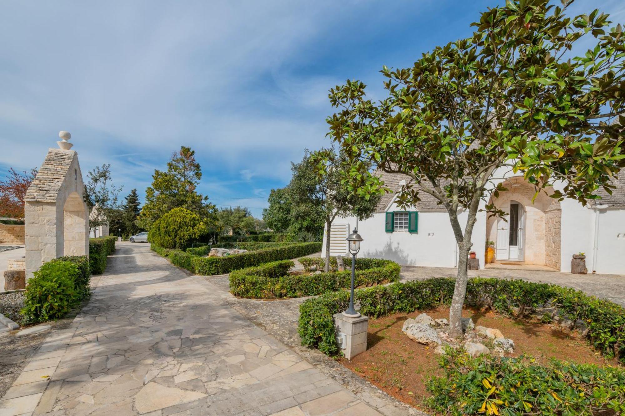 Trullo Degli Anelli In Masseria Cisternino Buitenkant foto